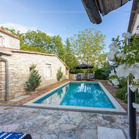 Casa Gustinka Villa Heki Bagian luar foto