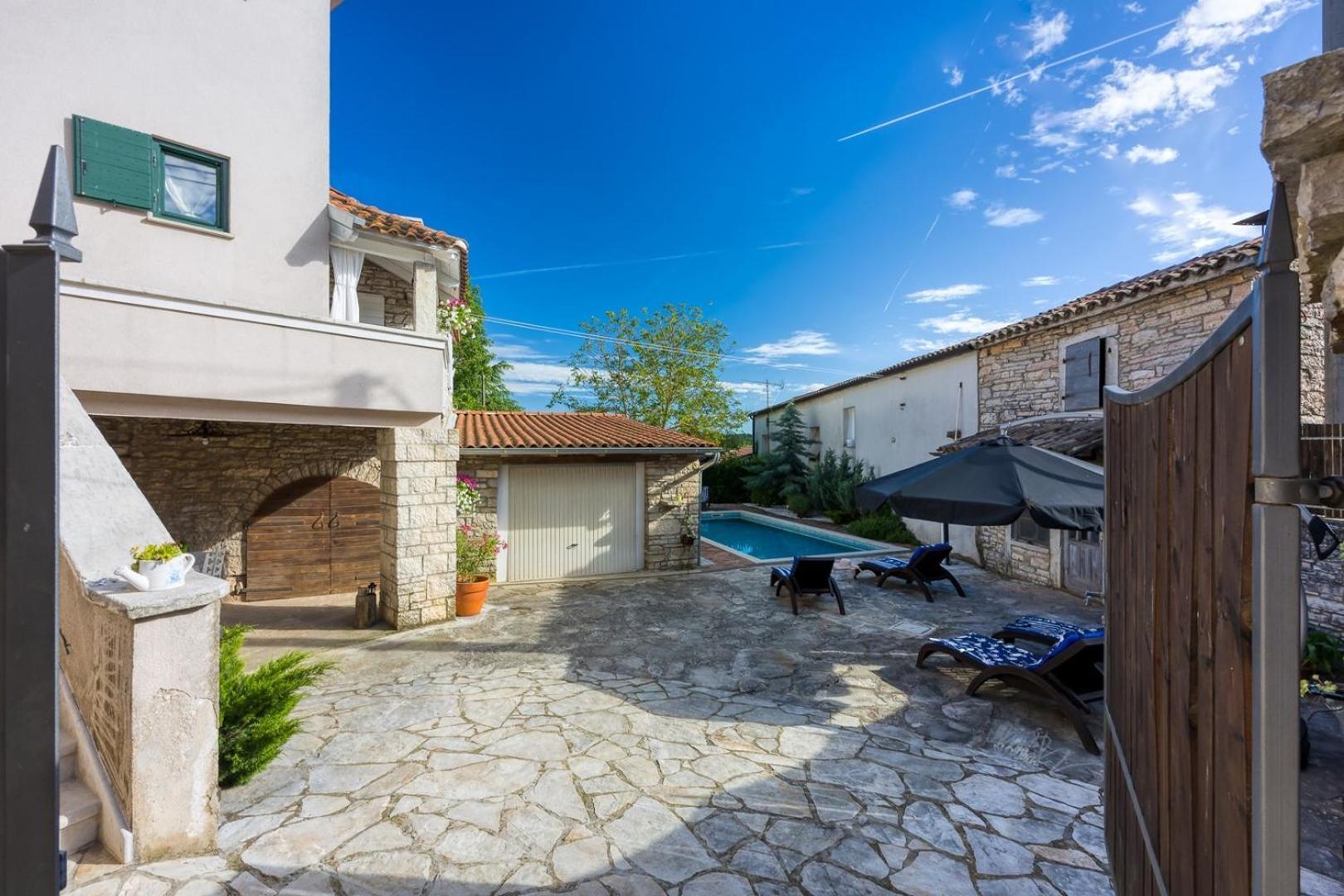 Casa Gustinka Villa Heki Bagian luar foto
